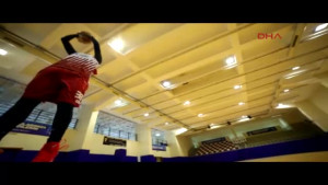 Türk Basketbolunun Lisanslı Ilk Başörtülü Basketbolcusu Merve Şapcı