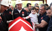 Dört Kişiyi Kurtaran İtfaiyeci Taner Çebi Son Yolculuğuna Uğurlandı